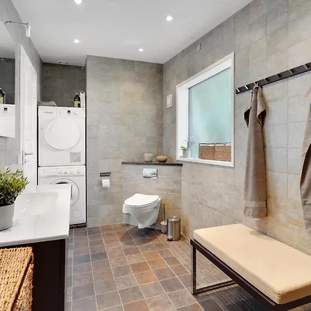 Gorgeous In Vaeggerlose With 4 Bedrooms And Wifi Vakantiehuis *